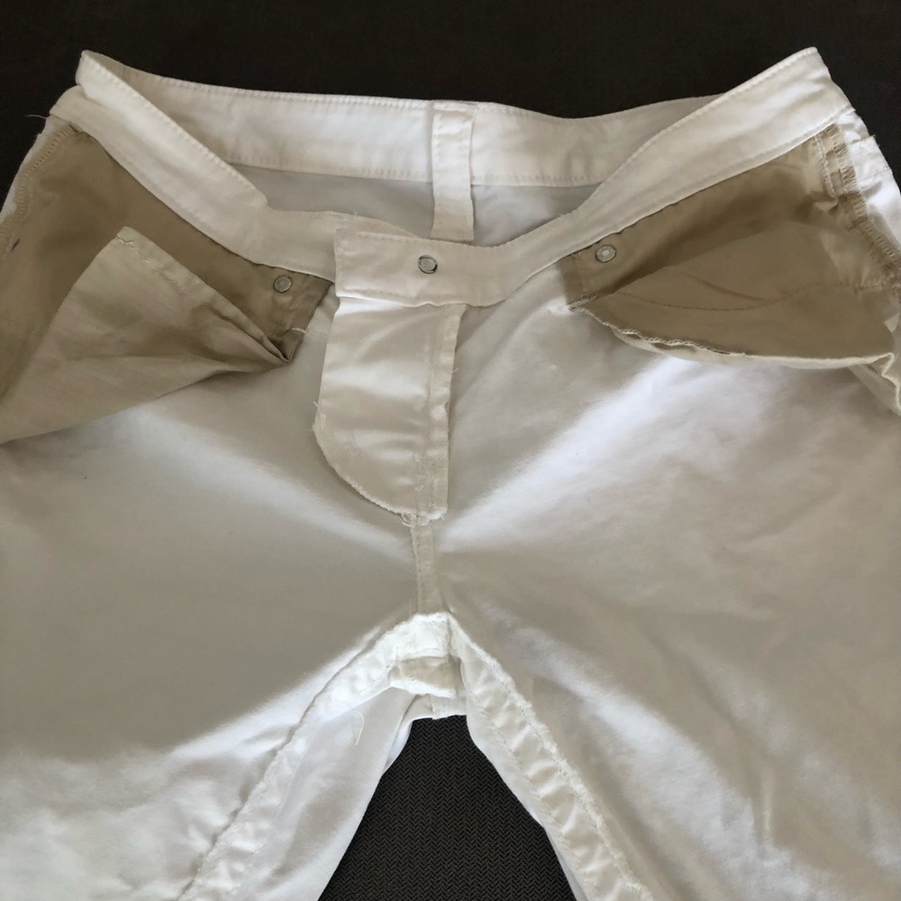London Jean white jeans. Boot cut. Preowned. - Picture 15 of 16